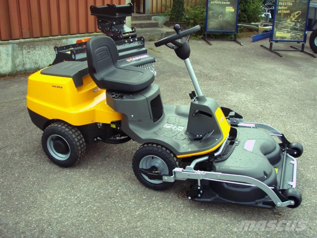 Stiga Park 300 M Vrtni traktor kosilnice