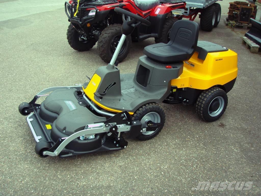 Stiga Park 300 M Vrtni traktor kosilnice