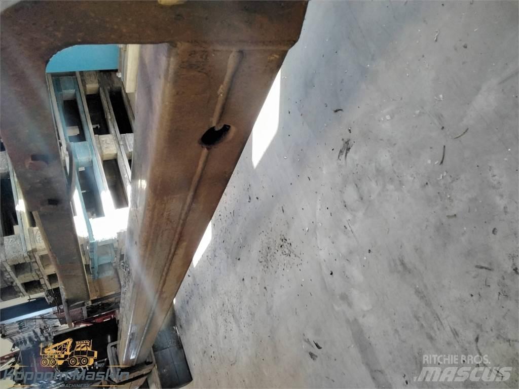 Loglift 170v Dvigala za gozdne kombajne