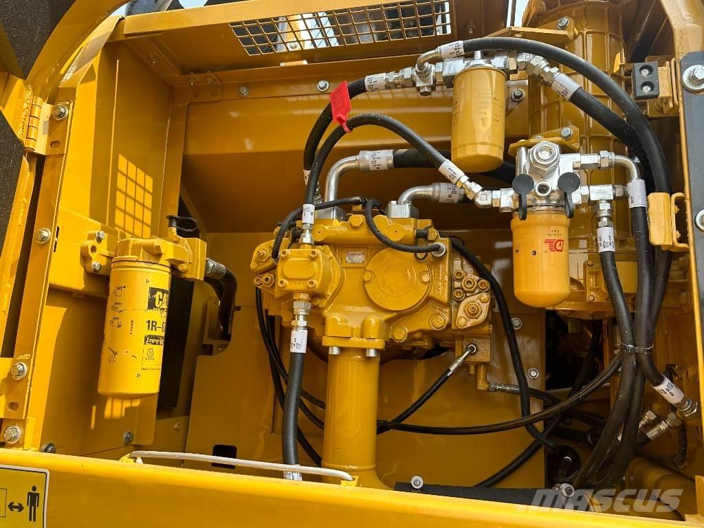 CAT 329D2 Bagri goseničarji