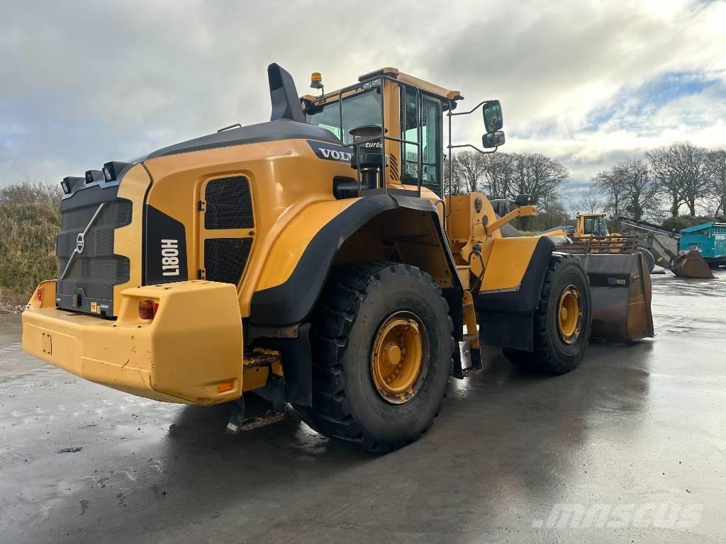 Volvo L180H Kolesni nakladalci