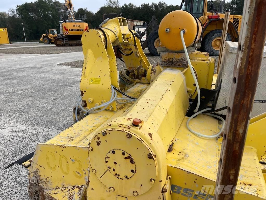 Bomag BSF 2500 Stroji za recikliranje asfalta