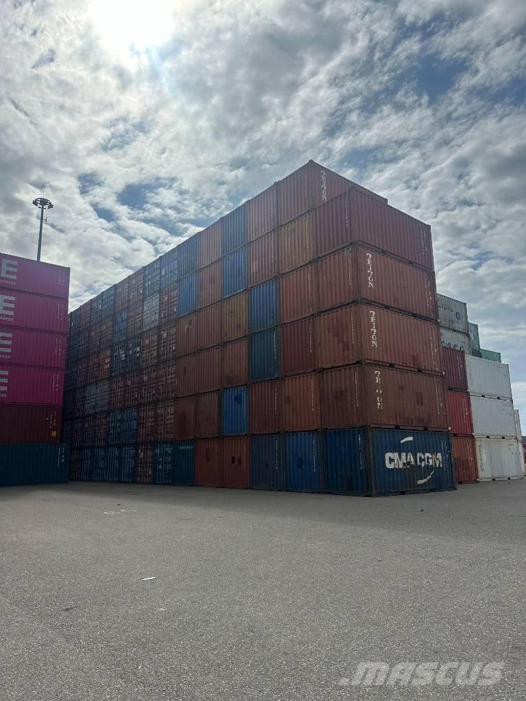  Zeecontainers  20 ft Ladijski kontejnerji