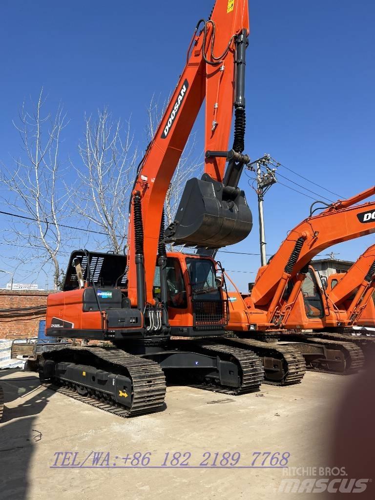 Doosan DX225 Bagri goseničarji