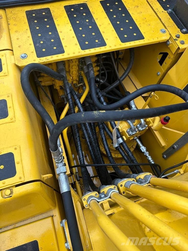 Komatsu PC 200-8 Bagri goseničarji