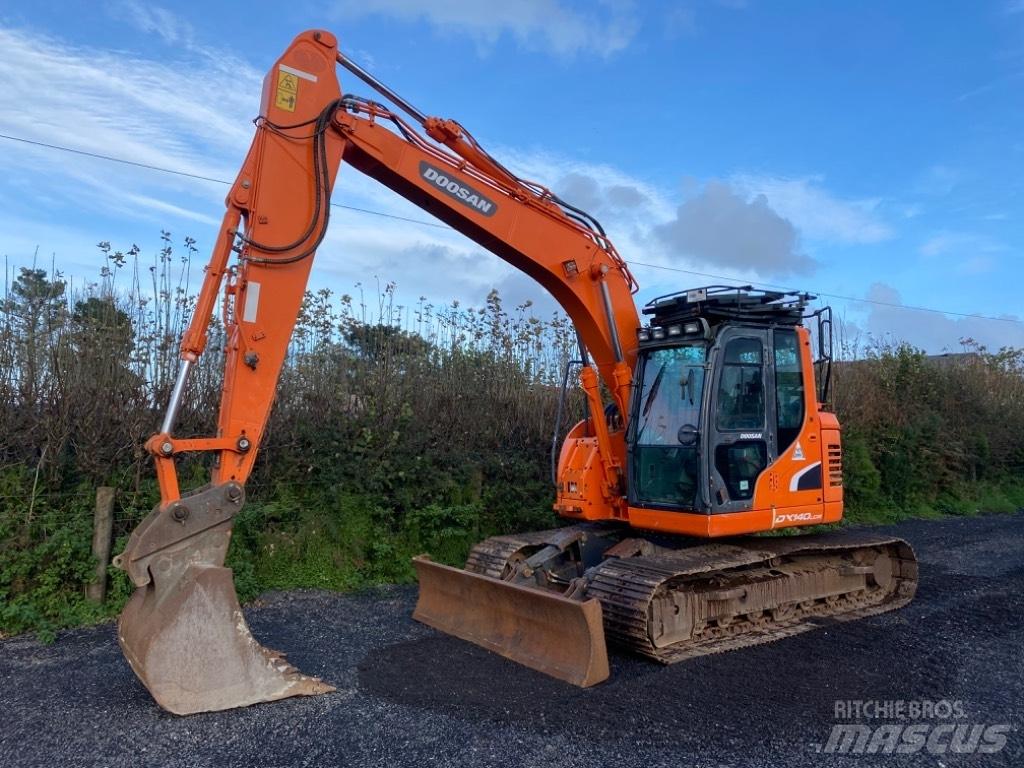 Doosan DX 140 LCR-3 Bagri goseničarji