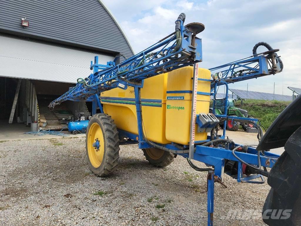  Greenpon Pony 3000 Vlečne škropilnice