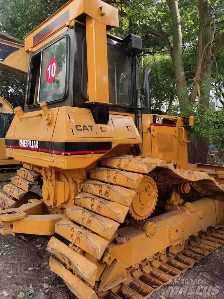 CAT D 4 H Buldožerji goseničarji