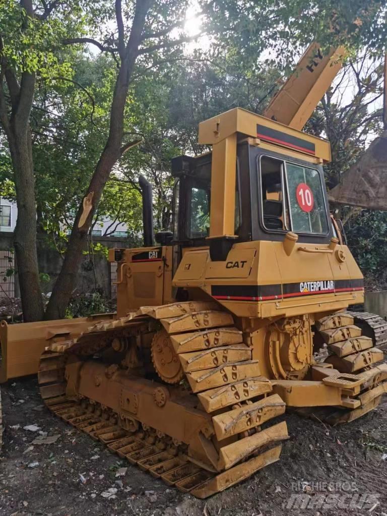 CAT D 4 H Buldožerji goseničarji