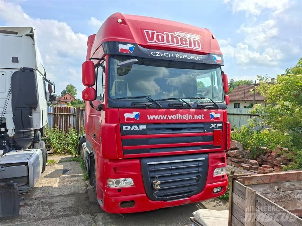 DAF FT XF 105.460 Vlačilci