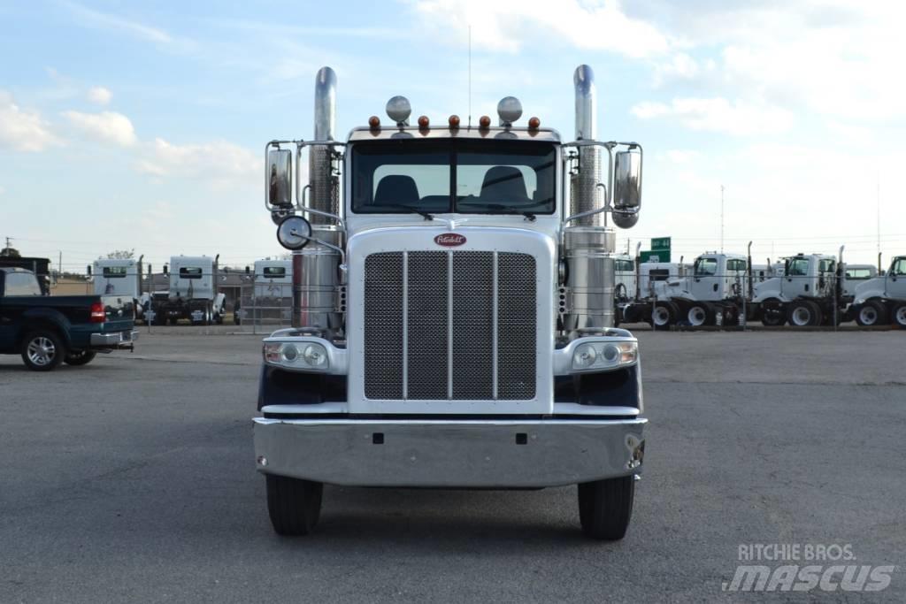 Peterbilt 389 Vlačilci