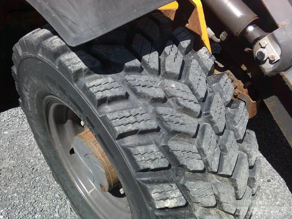 Mecalac AX 850 Kolesni nakladalci