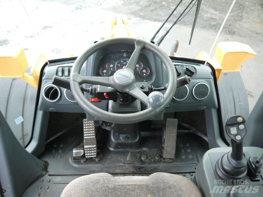 Hyundai HL 757-9A Kolesni nakladalci