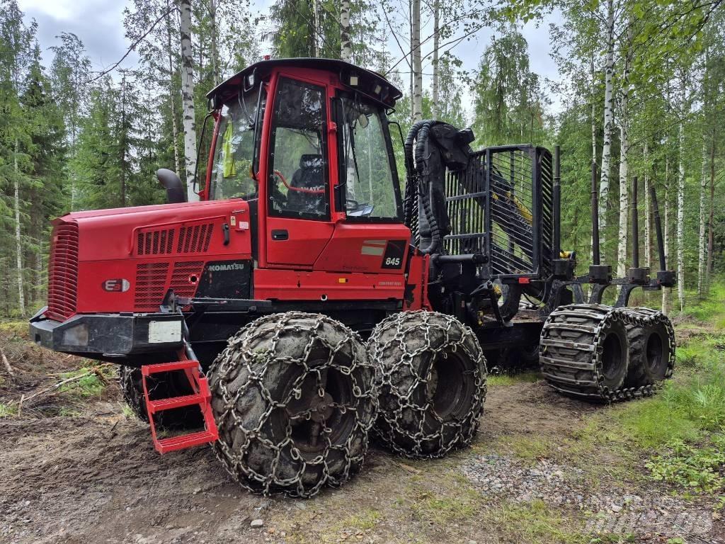 Komatsu 845 Forwarderji
