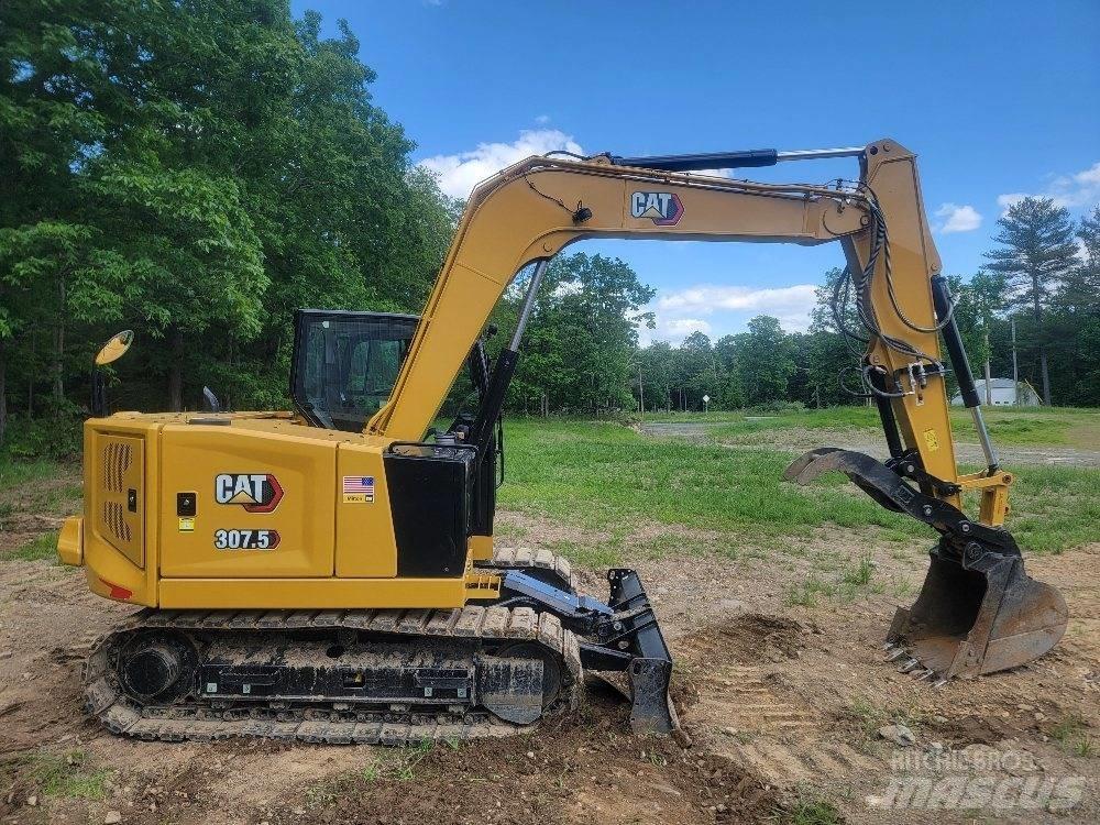CAT 307 Mini bagri <7t
