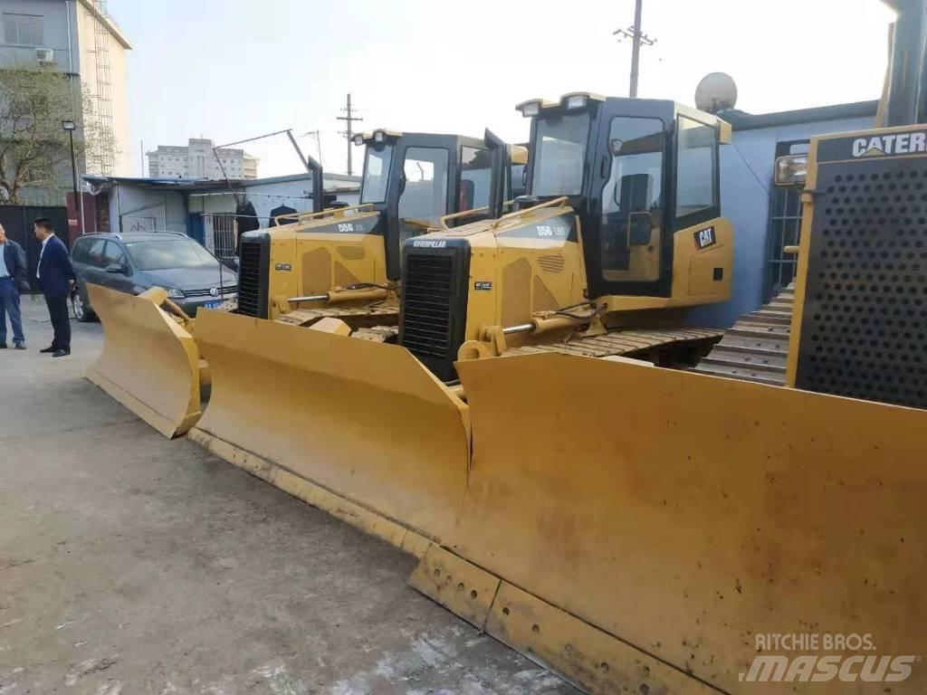 CAT D5M Buldožerji goseničarji