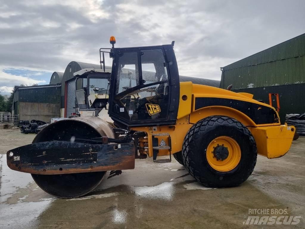 JCB Vibromax VM 146 Kompaktorji tal