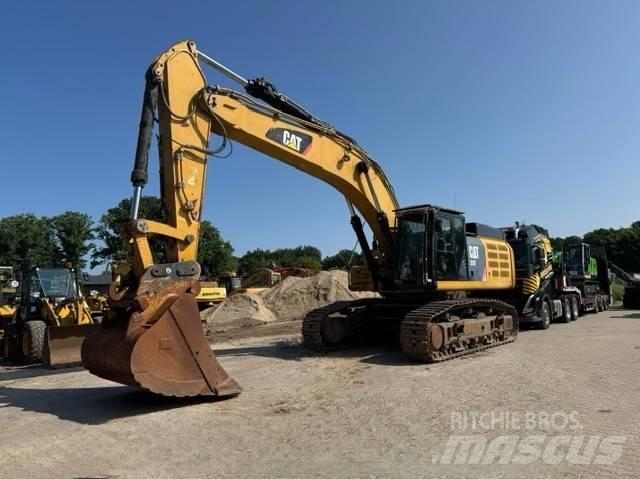 CAT 352 F Bagri goseničarji
