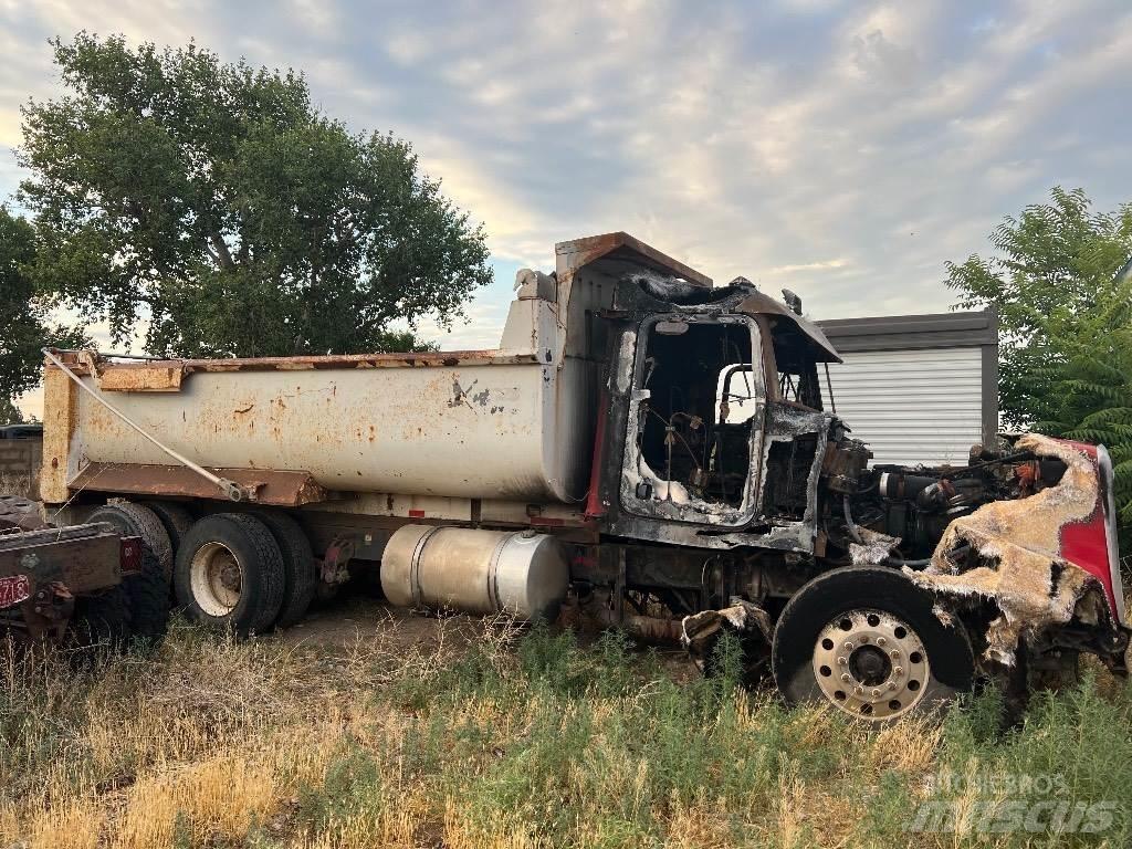 Peterbilt 377 Kiper tovornjaki