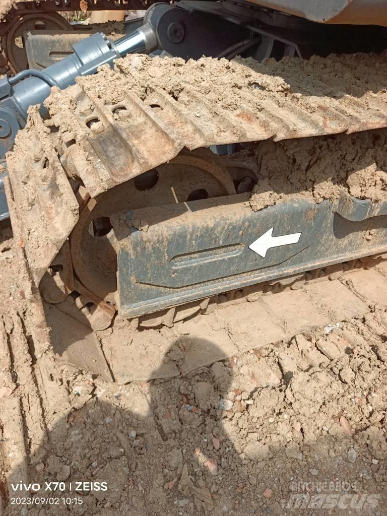 Volvo EC80D Bagri goseničarji