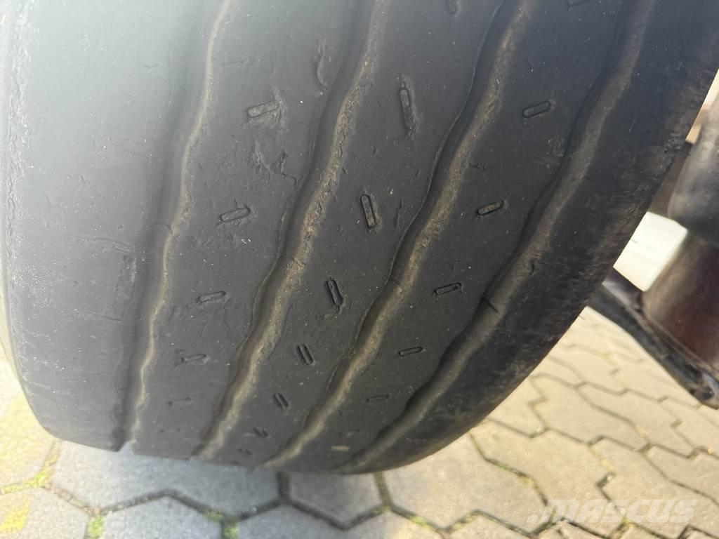BEFA Sattel Anhänger Polprikolice za debla