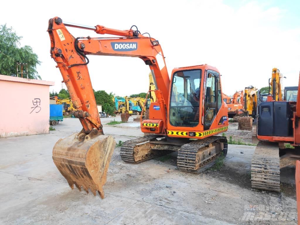 Doosan DH80GOLD Bagri goseničarji