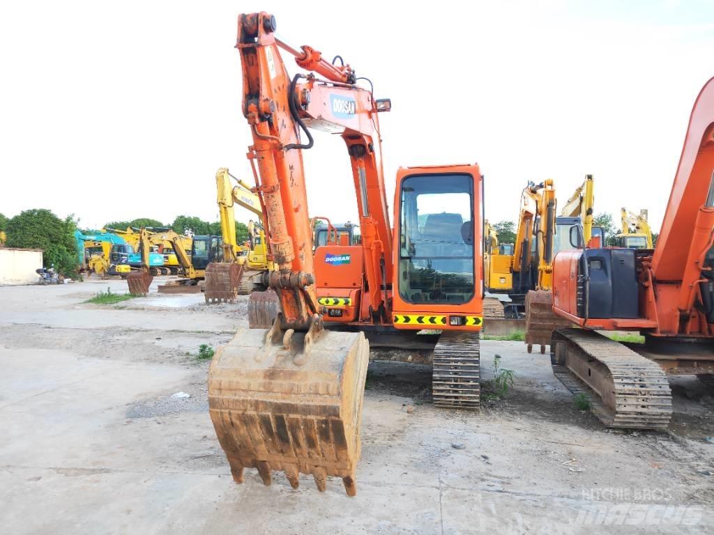 Doosan DH80GOLD Bagri goseničarji