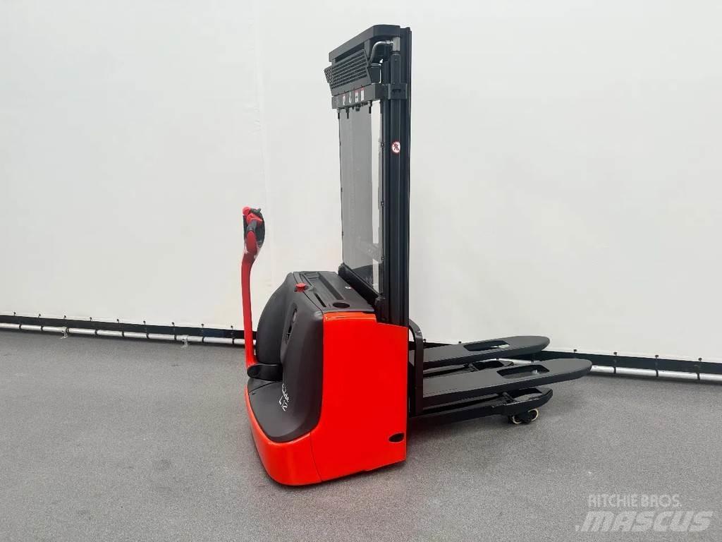 Linde L 12 l Ročni električni viličar