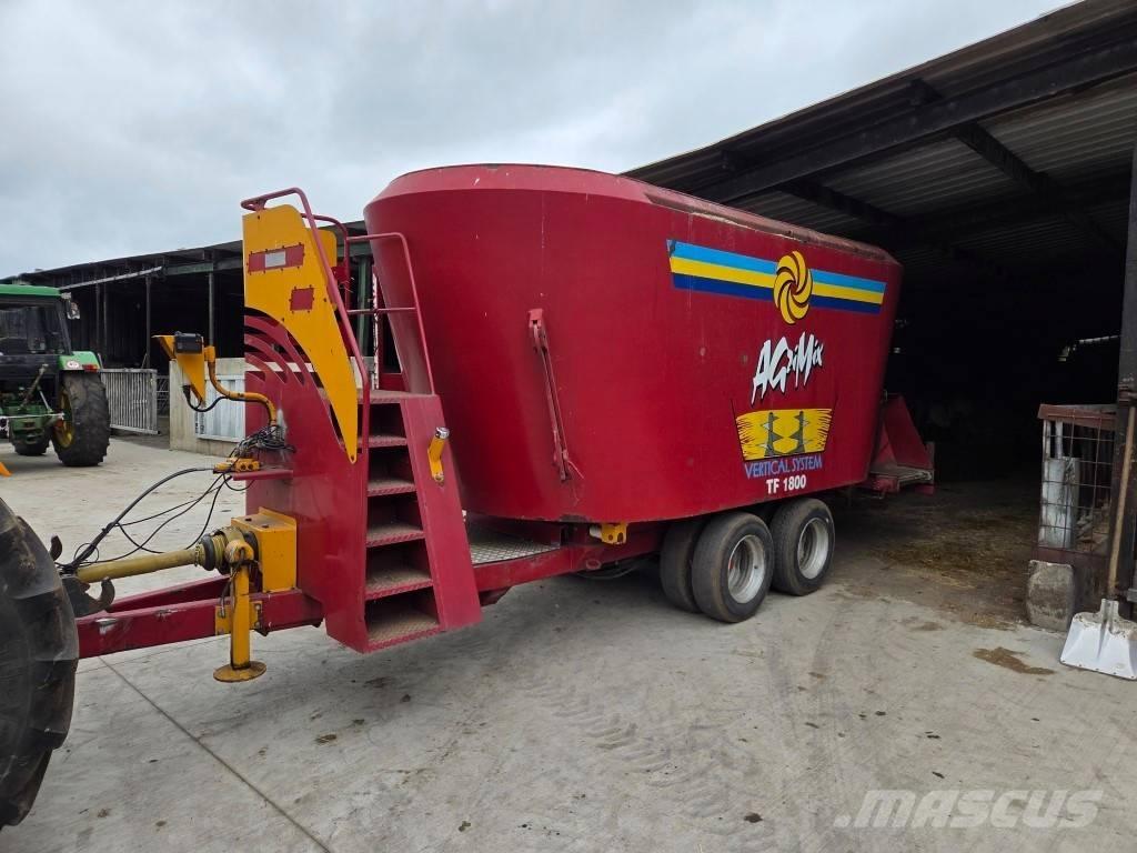  Agrimix TF1800 Mešalne hranilnice