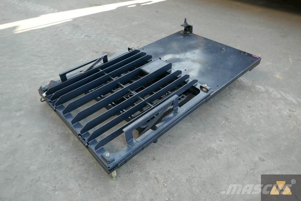 CAT 357-4102 Kabine in notranjost