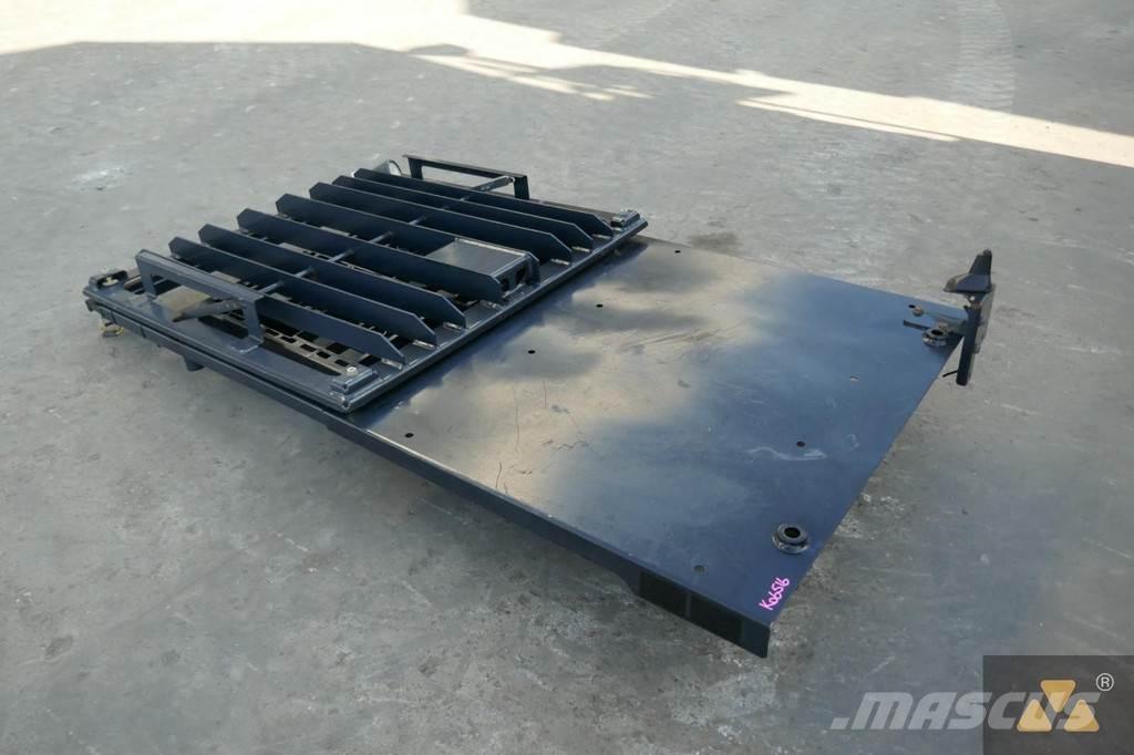 CAT 357-4102 Kabine in notranjost