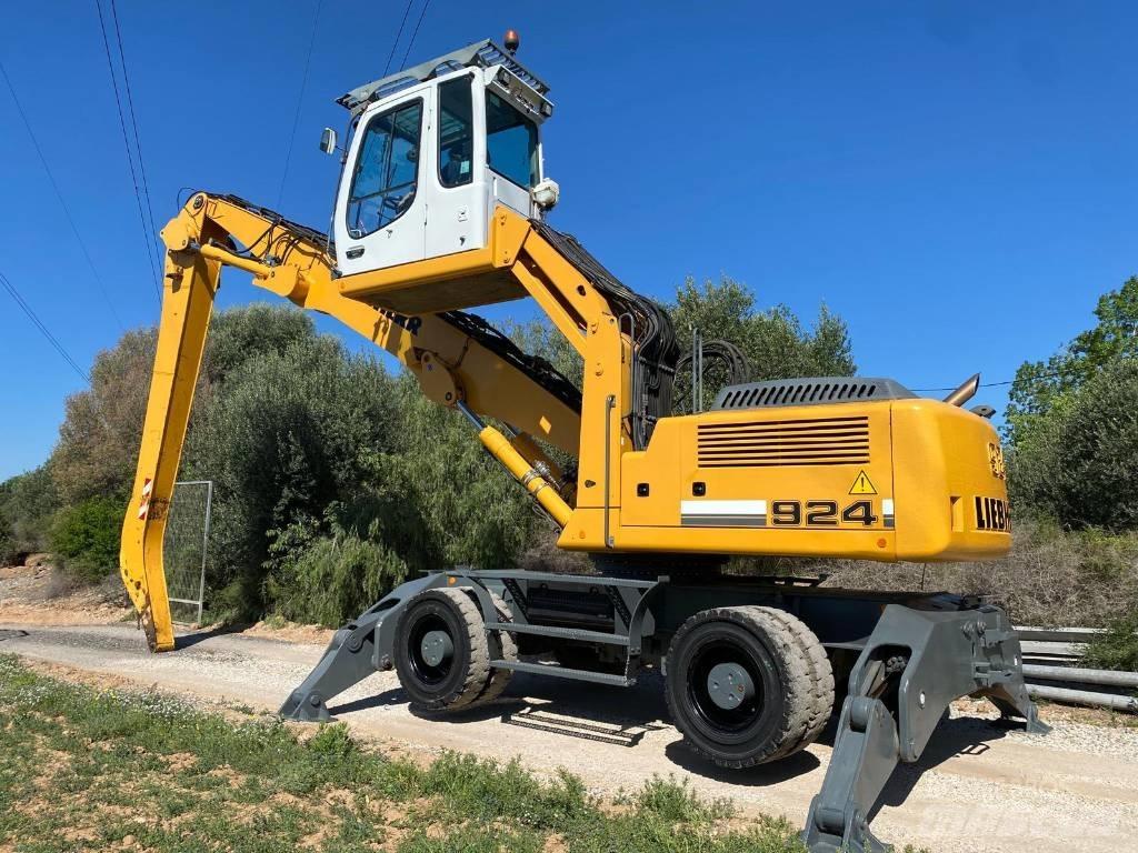 Liebherr A 924 C Bagri za prekladanje primarnih/sekundarnih surovin