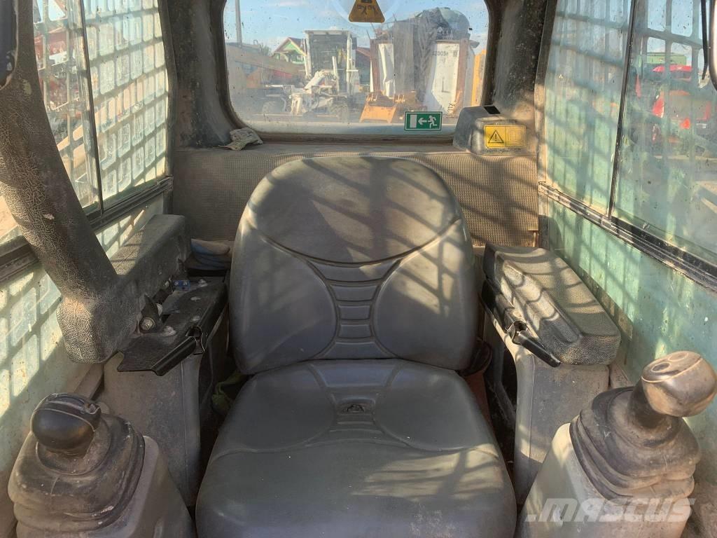 Gehl R 220 Skid steer mini nakladalci