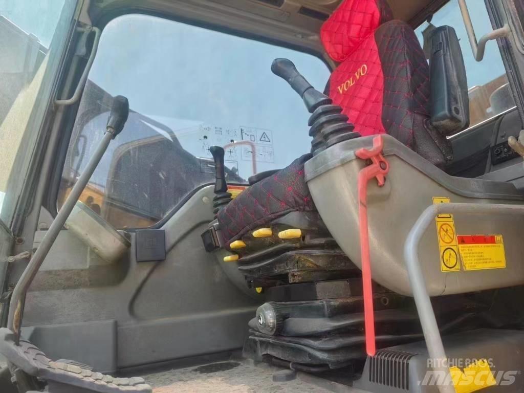Volvo EC 210 Bagri goseničarji