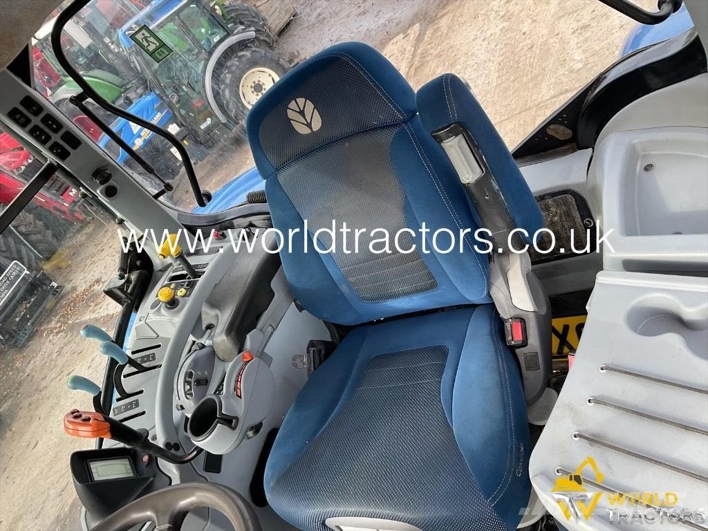 New Holland T 7.245 Traktorji