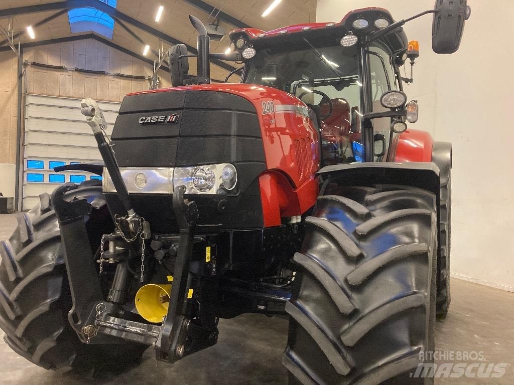 Case IH Puma 240 CVX Traktorji