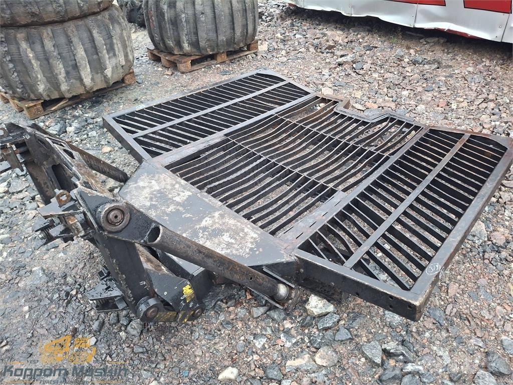 Komatsu 845 Druge komponente