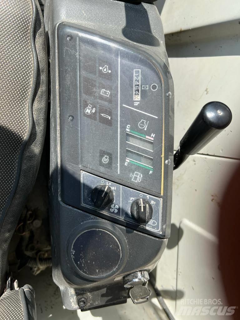 Komatsu CD50-1 Demperji goseničarji