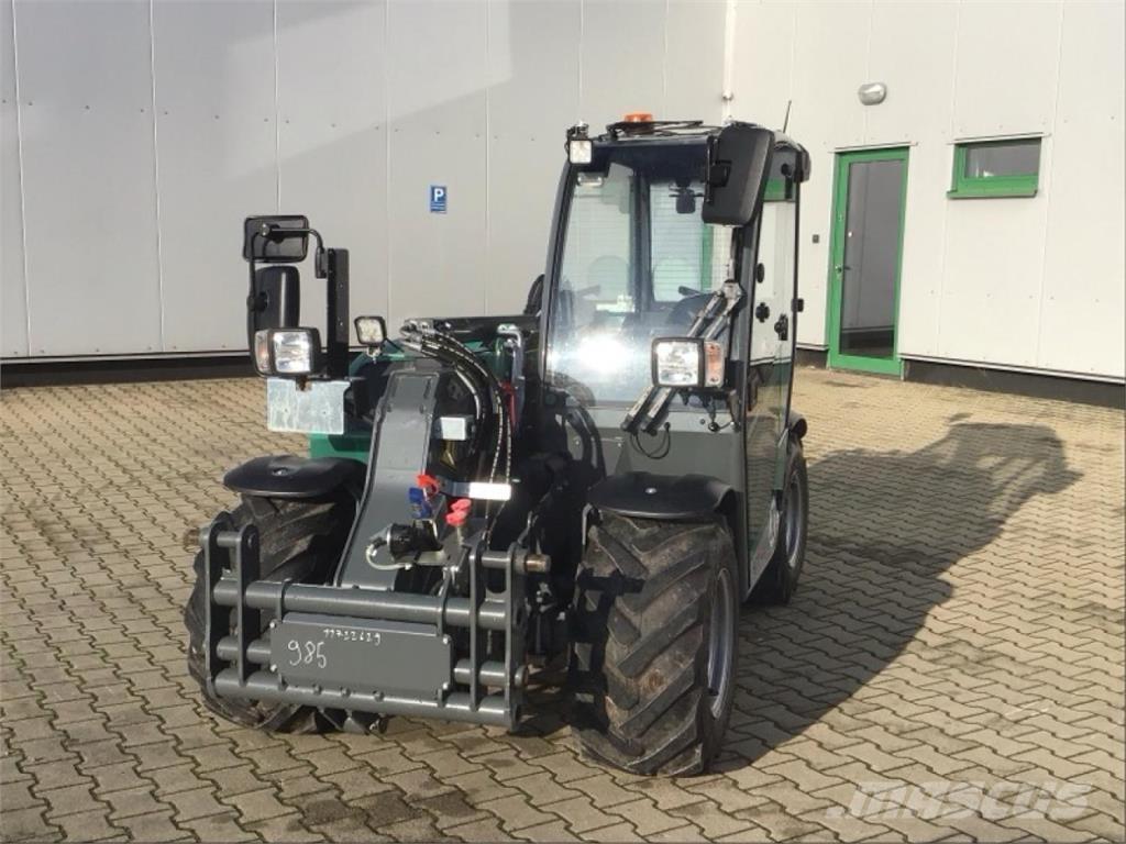 Kramer KT144 Kmetijski teleskopski nakladalci