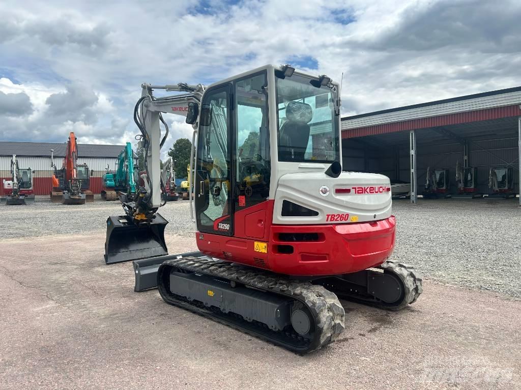 Takeuchi TB260 Mini bagri <7t