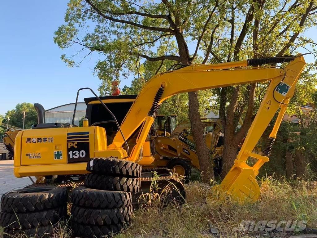 Komatsu PC 130 Bagri goseničarji