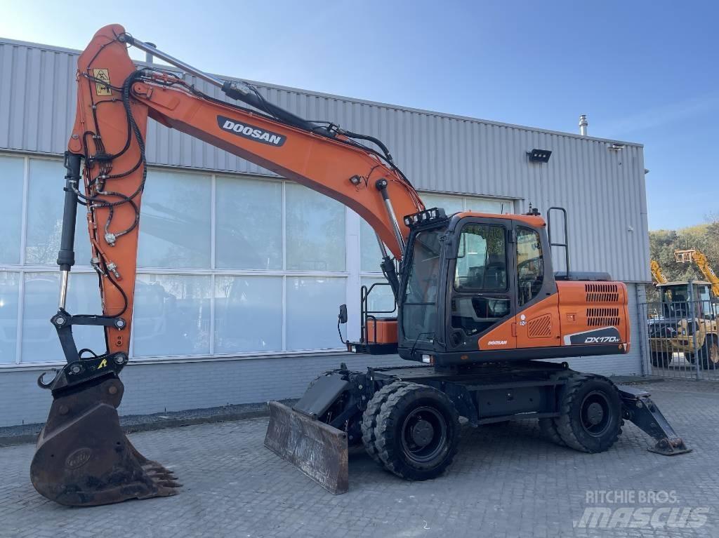 Doosan DX170W-5 Bagri na kolesih