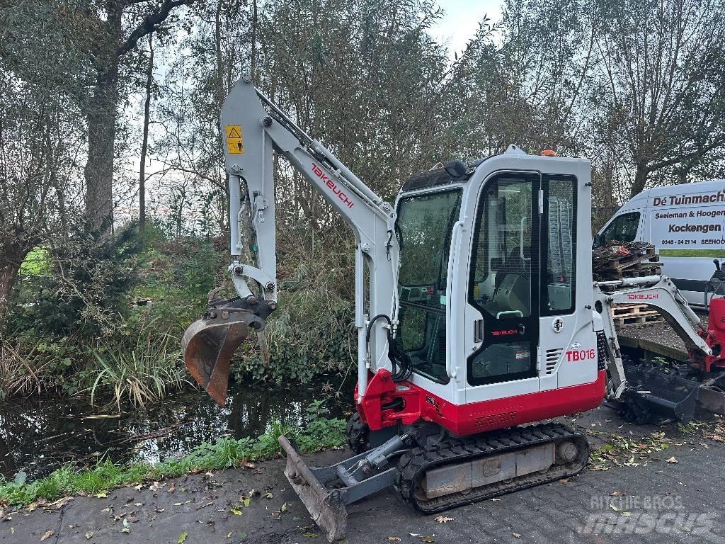 Takeuchi TB 016 Mini bagri <7t
