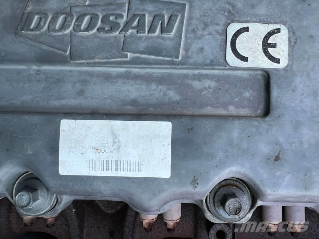 Doosan DX170W Bagri na kolesih