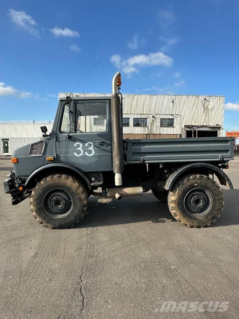 Unimog U 1400 Vlačilci