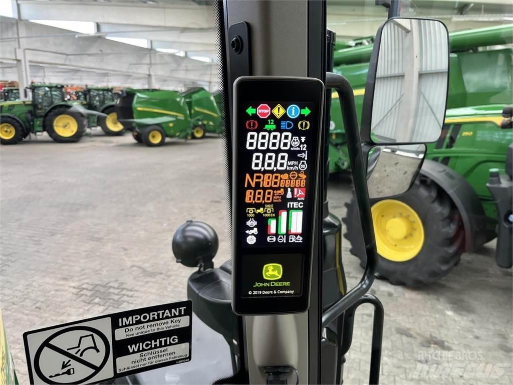 John Deere 6100M Traktorji