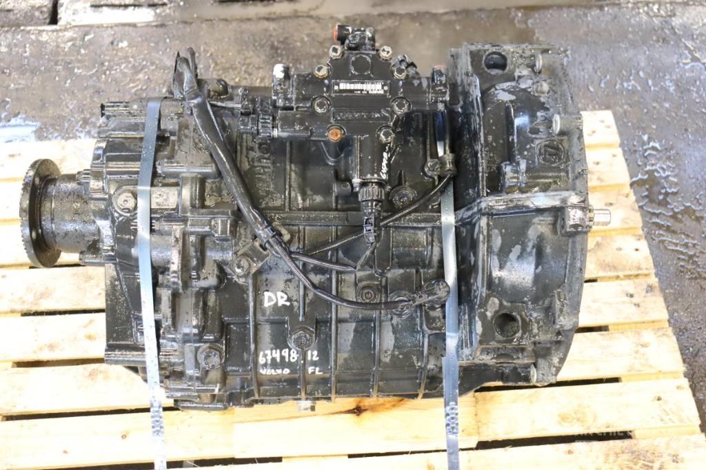 Volvo FL 240 Tovornjaki zabojniki