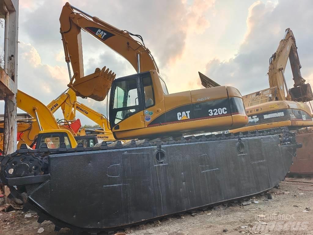 CAT 320 C Amfibijski bagri