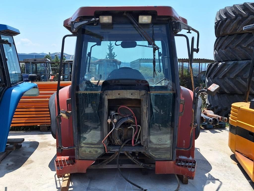 New Holland G 210 Kabine in notranjost