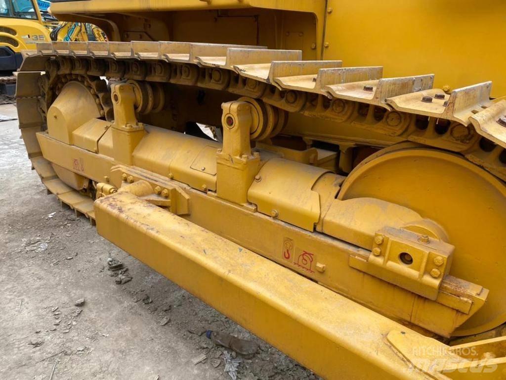 Shantui SD 16 Buldožerji goseničarji
